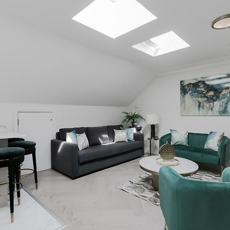 Modern Apartments Near Harrods And The Science Museum 런던 객실 사진