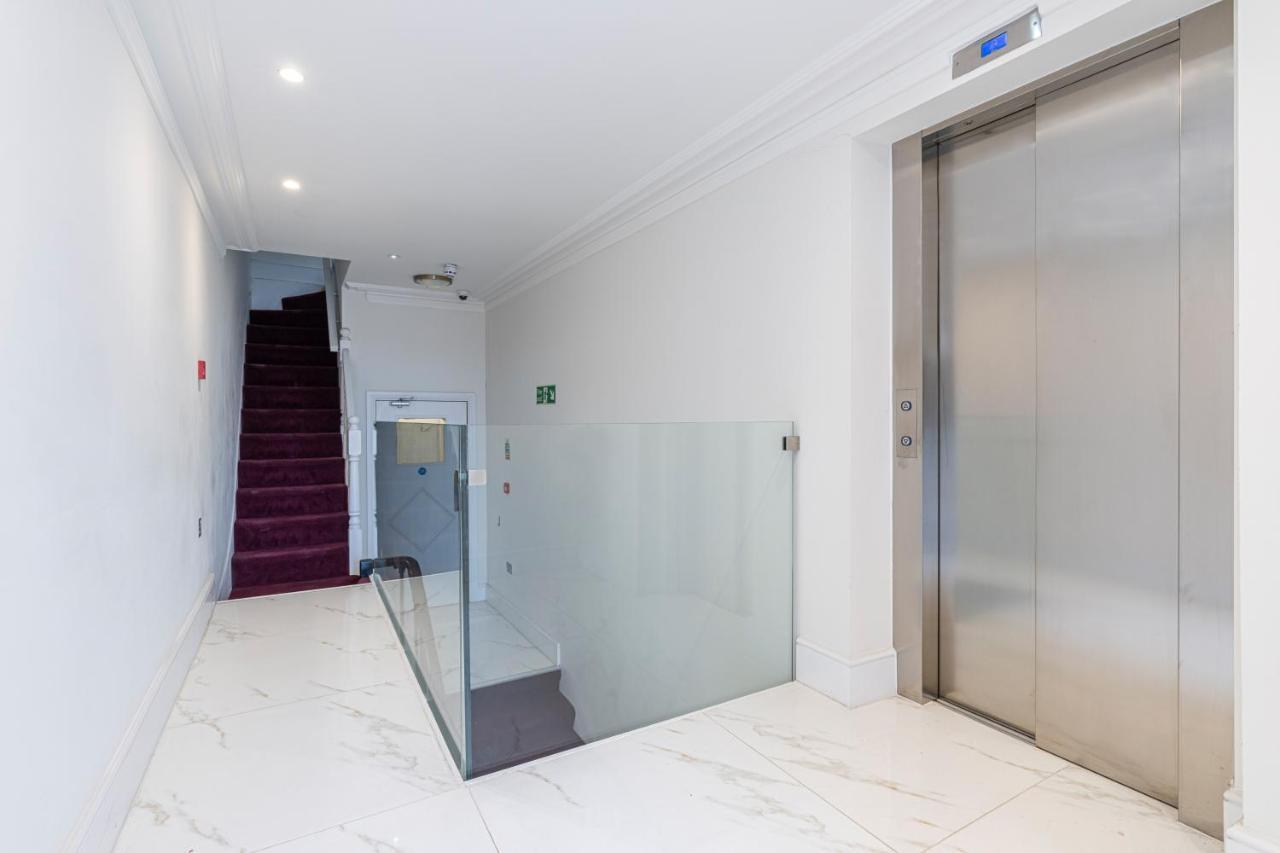 Modern Apartments Near Harrods And The Science Museum 런던 외부 사진
